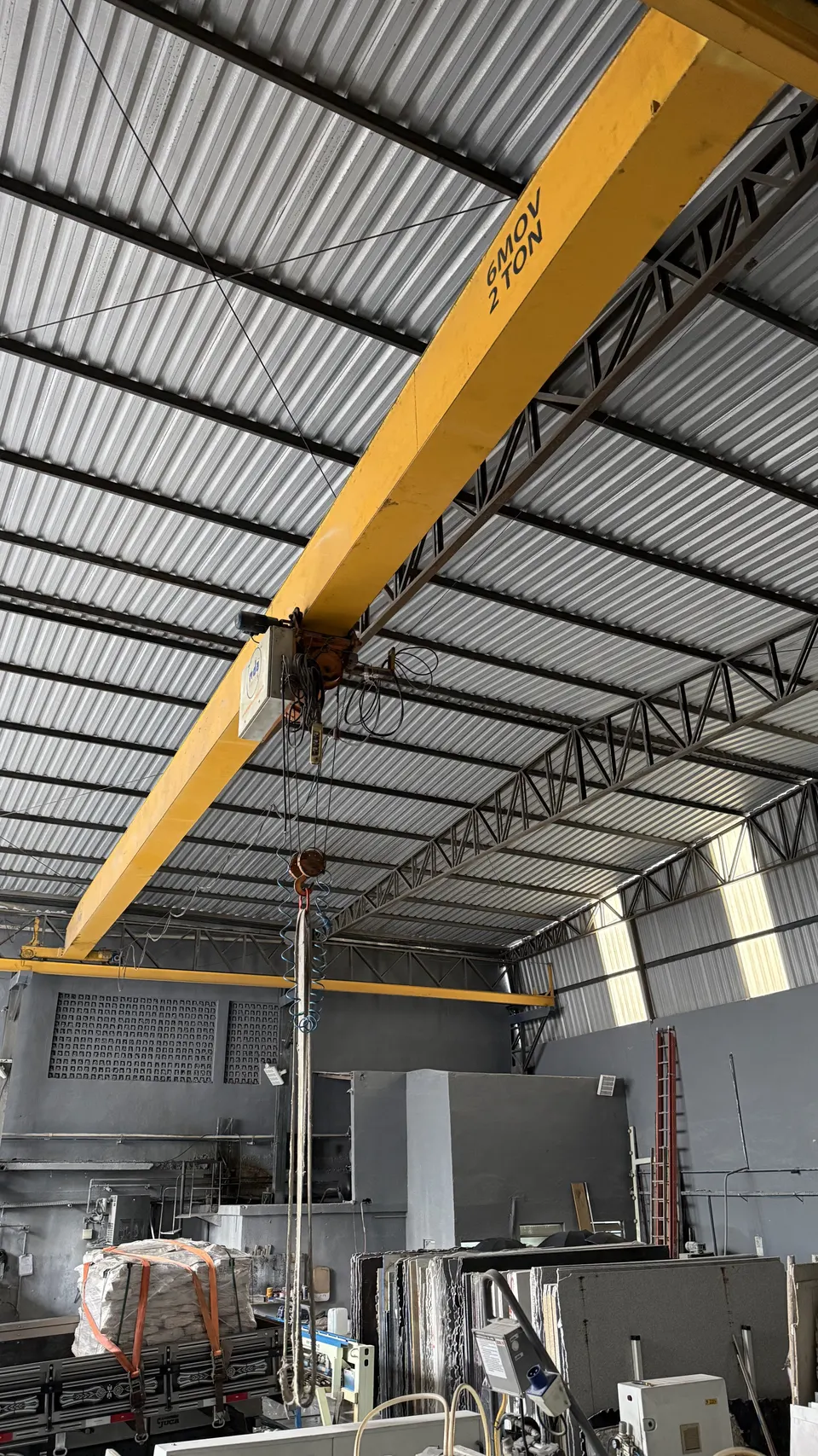 Ponte rolante Capacidade de 2 toneladas — detalhe